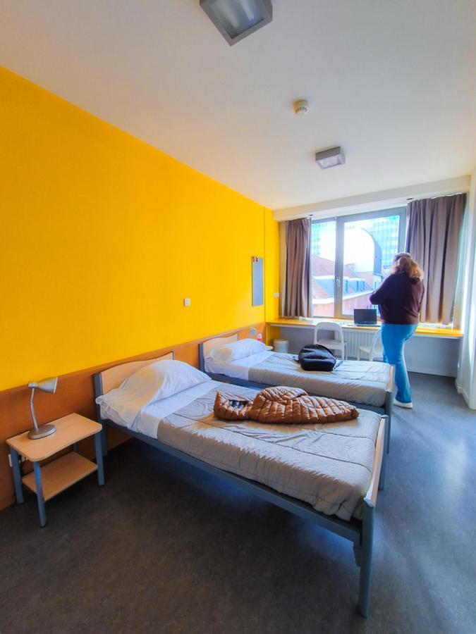 Youth Hostel Van Gogh Saint-Josse-ten-Noode Exterior photo